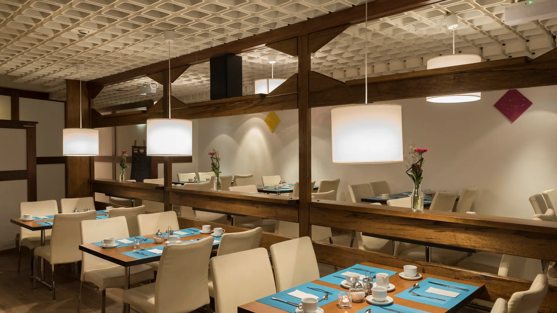 Days Inn Dortmund West contacts
